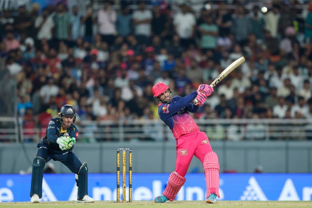 WHAT A FINISH! Donovan Ferreira's fiery 38*(11)